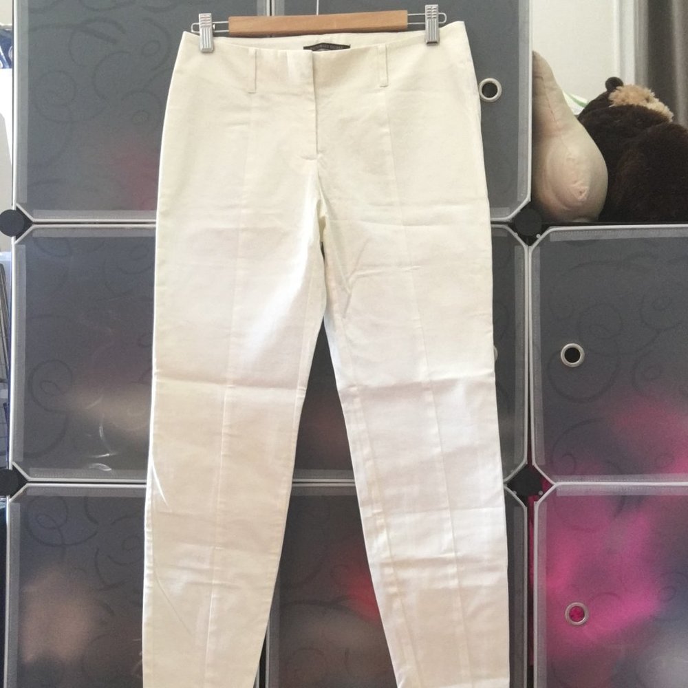 New VS  Cotton Cropped Skinny Pants - Size 2